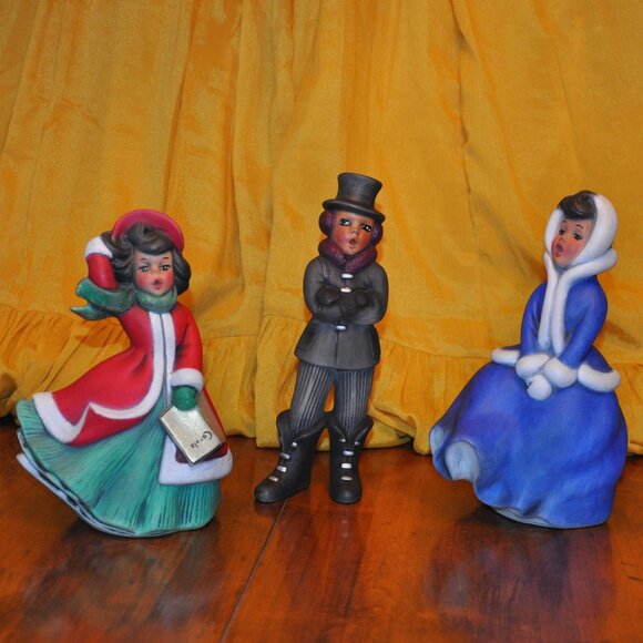 3 Vintage Ceramic Atlantic Mold Hand Painted Christmas Carolers 9” Figurines - Picture 2 of 9